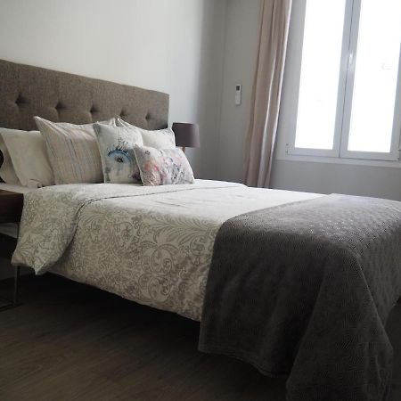 Apartment Velarde Madrid Bagian luar foto